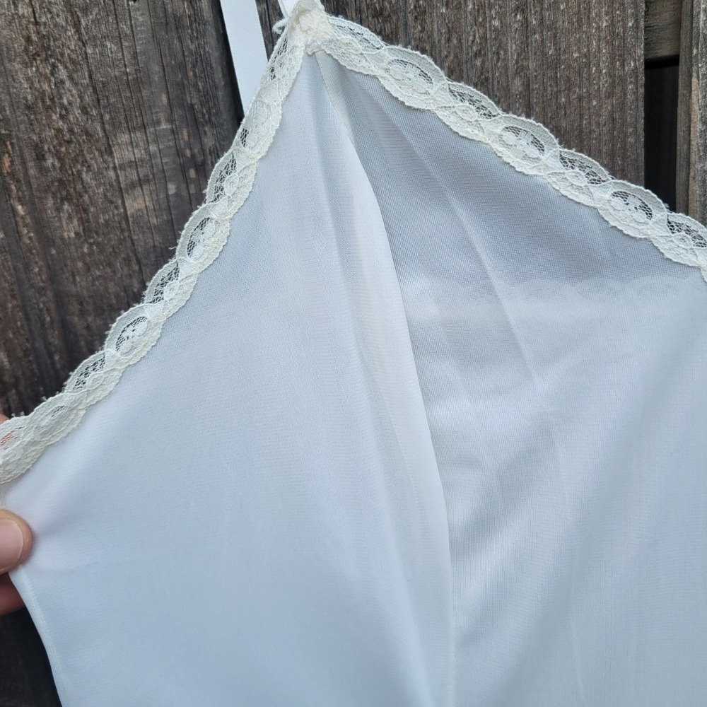 VTG Kayser White Nylon Tricot Full Length Slip Dress Lace Trim V-Neck USA Sz 36 - Picture 5 of 6
